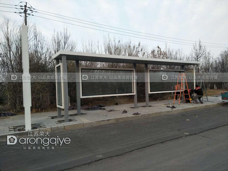 紹興公交候車亭安裝實物案例